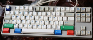 普通键盘和机械键盘有哪些区别-帽帽电脑网